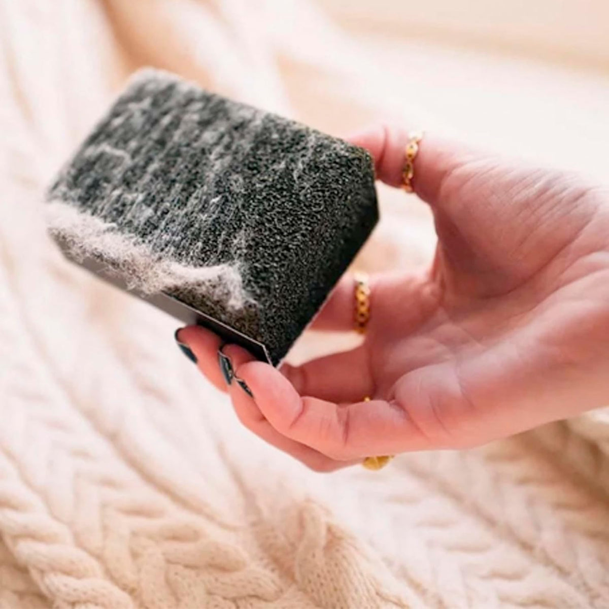 Sweater Stone for Sweaters and Knits