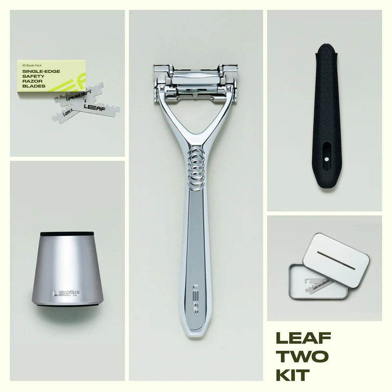 2-Blade Pivoting Head Razor Kit
