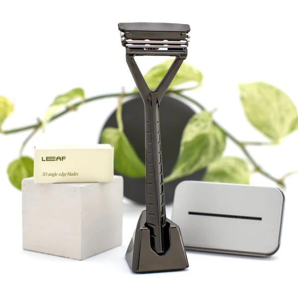 3 Head Razor With Side Razor Triple-Blade Pivoting Head Razor Kit - PUBLIC